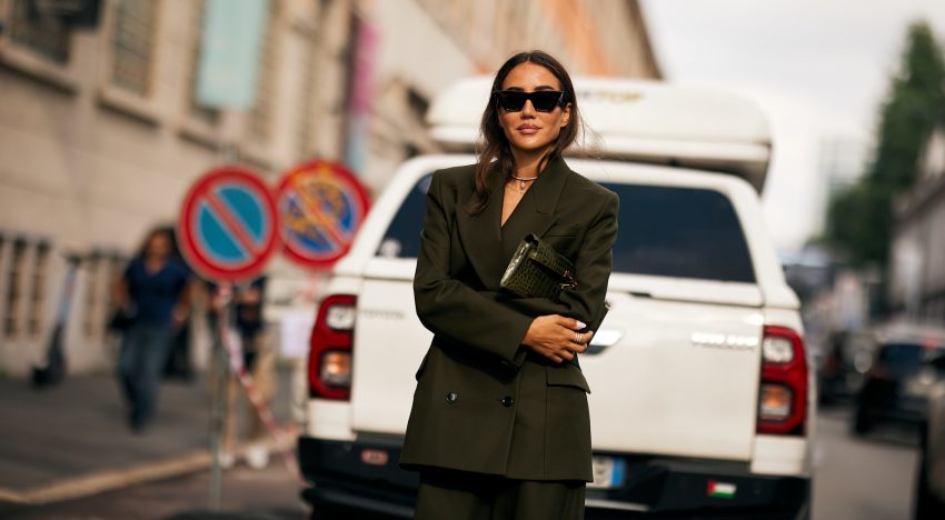 Jueves de novedades en Zara: De la blazer de la colección favorita de Marta Ortega, al vestido que te hará renunciar al look que tenías previsto llevar en Nochebuena