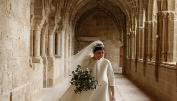 La novia navarra que lució un vestido que podría haber salido del atelier de Cristóbal Balenciaga