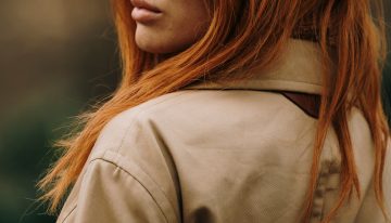 Ir al salón de belleza con laca u otro producto en el pelo, si vas a teñirte, es el peor error según los expertos en coloración