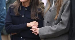 La reina Letizia ha llevado ya los 3 vaqueros que serán tendencia en 2026 (y sabe con qué zapatos hacen buena pareja)