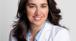 Alexandra Henríquez, ginecóloga oncóloga: «Cada edad de la mujer requiere una suplementación diferente»