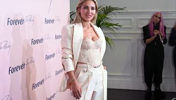 Elsa Pataky: «Es importantísimo hacer fuerza con intensidad, sino sirve de poco. Yo cuando entreno piernas, no puedo subir escaleras después»