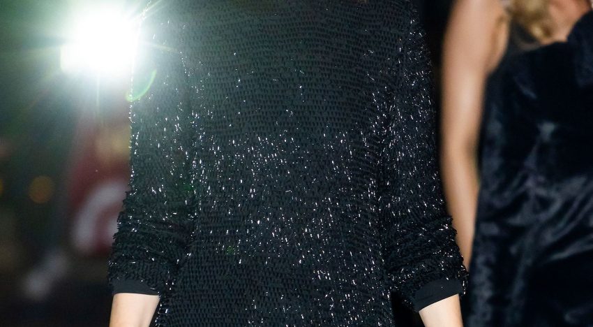 La elegancia era esto: Sofía Coppola con un vestido negro de Chanel en el homenaje que le han hecho en el MoMA de Nueva York