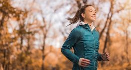 Álvaro Puche, entrenador personal: «Para una persona que se levante con la salida del sol y desarrolle su día con la luz natural, lo mejor es salir a caminar a las 6 de la mañana»