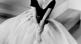 Si las mujeres más elegantes han cambiado su vestido fiesta por el mismo jersey, será por algo