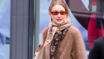 Todas las editoras de moda de TELVA estamos de acuerdo: queremos el abrigo de cashmere de Gigi Hadid como regalo de Navidad