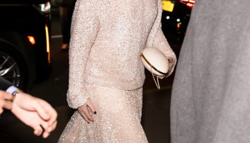 He encontrado en Zara la falda viral de lentejuelas  más impresionante para esta Navidad: del color tendencia y por menos de 30 euros