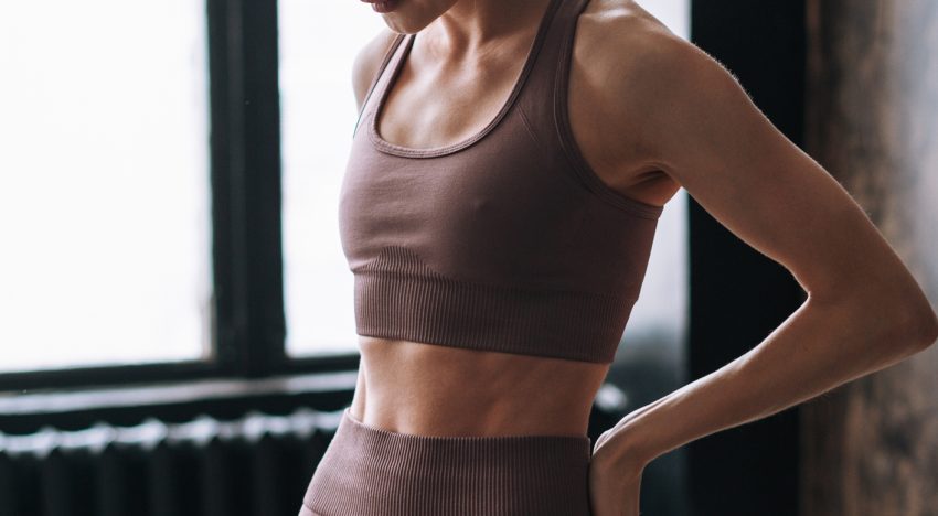 Javier Martínez, entrenador personal: «Entrena dos veces a la semana durante una hora así: 10 minutos de movilidad, 20 de fuerza, 5 de potencia y 20 de resistencia»