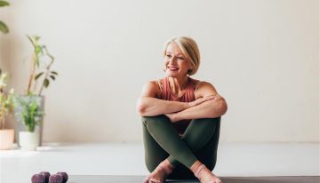 Ana Arrechea, entrenadora personal: «A los 50 es imprescindible trabajar la fuerza, para cuidar nuestros huesos y mantener una musculatura que nos sostenga en el día a día»