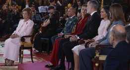 Por qué Leonor ha convertido esta prenda en su uniforme oficial favorito (y cómo nos lo ha vuelto a demostrar hoy)