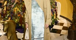 Olympia de Grecia se atreve con el camisón para vestir bien esta Navidad (y nos cuenta cómo hacerlo)