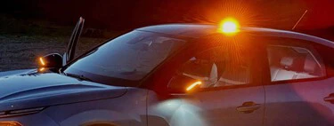 Buscaba la mejor baliza V16 y he encontrado la de "pata negra". Se fabrica en Zaragoza y brilla hasta cuatro veces más que los modelos baratos