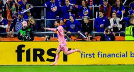 Messi, iluminado y eterno, armó un festín para Inter Miami que avanza en los playoffs de la MLS: gol de cabeza y tres asistencias tope de gama