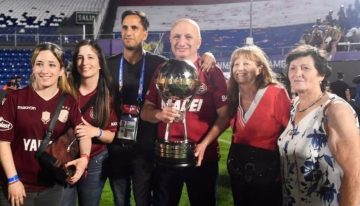 Nicolás Russo saca pecho tras ser campeón de la Copa Sudamericana y avisa que Lanús va por el Clausura: «No tenemos techo»