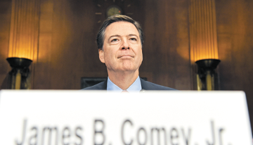 Juez encuentra errores en la investigación del gobierno contra el exjefe del FBI James Comey