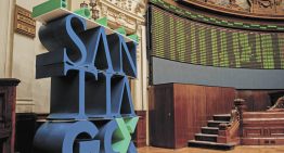 Bolsa de Santiago alcanza máximos tras elecciones