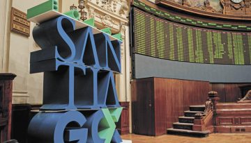 Bolsa de Santiago alcanza máximos tras elecciones