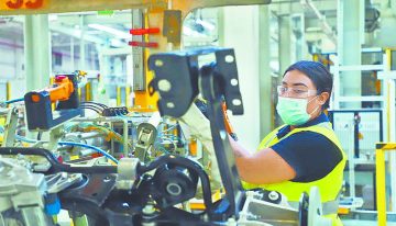 Empleo manufacturero en México hila en septiembre 31 meses en contracción