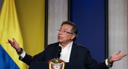 Petro advierte que la economía de Colombia caerá en default si no se aprueba la reforma tributaria