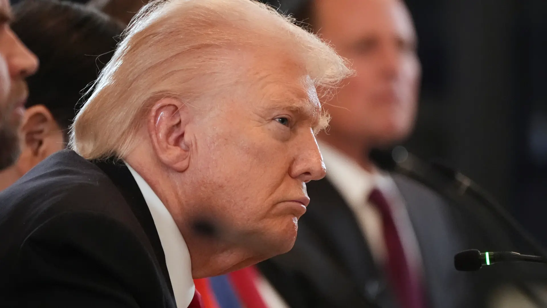 Trump pretende «pausar permanentemente» la inmigración desde «todos los países del tercer mundo»