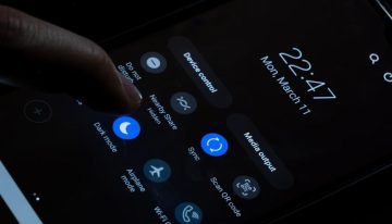Pantalla en modo claro o modo oscuro: ¿una cuestión estética o algo más profundo?