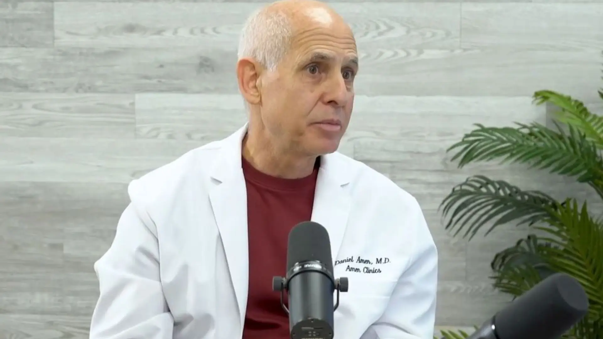 Daniel Amen, psiquiatra: «Hay cuatro cosas muy sencillas que puedes hacer contra la ansiedad. Te ahorrarás miles de euros»