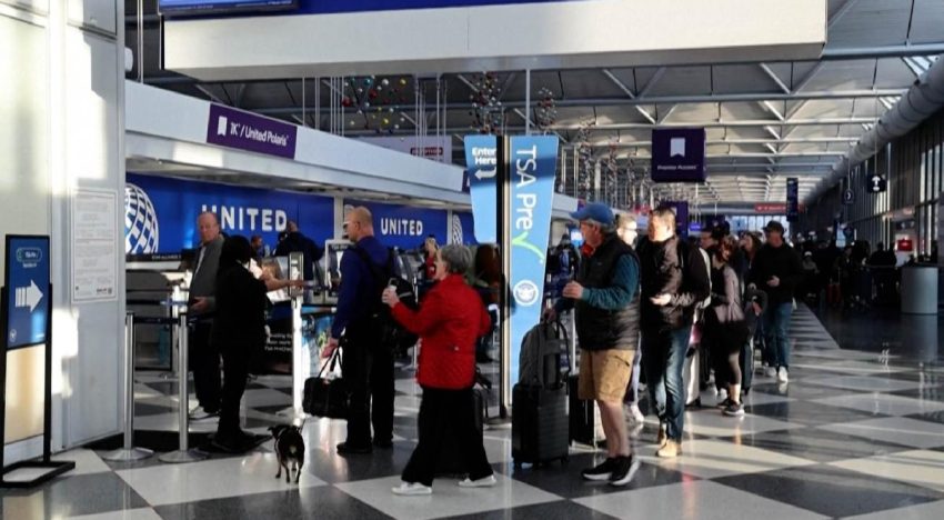 Tránsito aéreo en EU podría reducirse al mínimo por cierre gubernamental