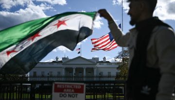 Estados Unidos pausa 6 meses las sanciones a Siria; excepto los negocios con Rusia e Irán