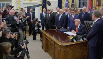 EU entierra el cierre gubernamental más largo de su historia