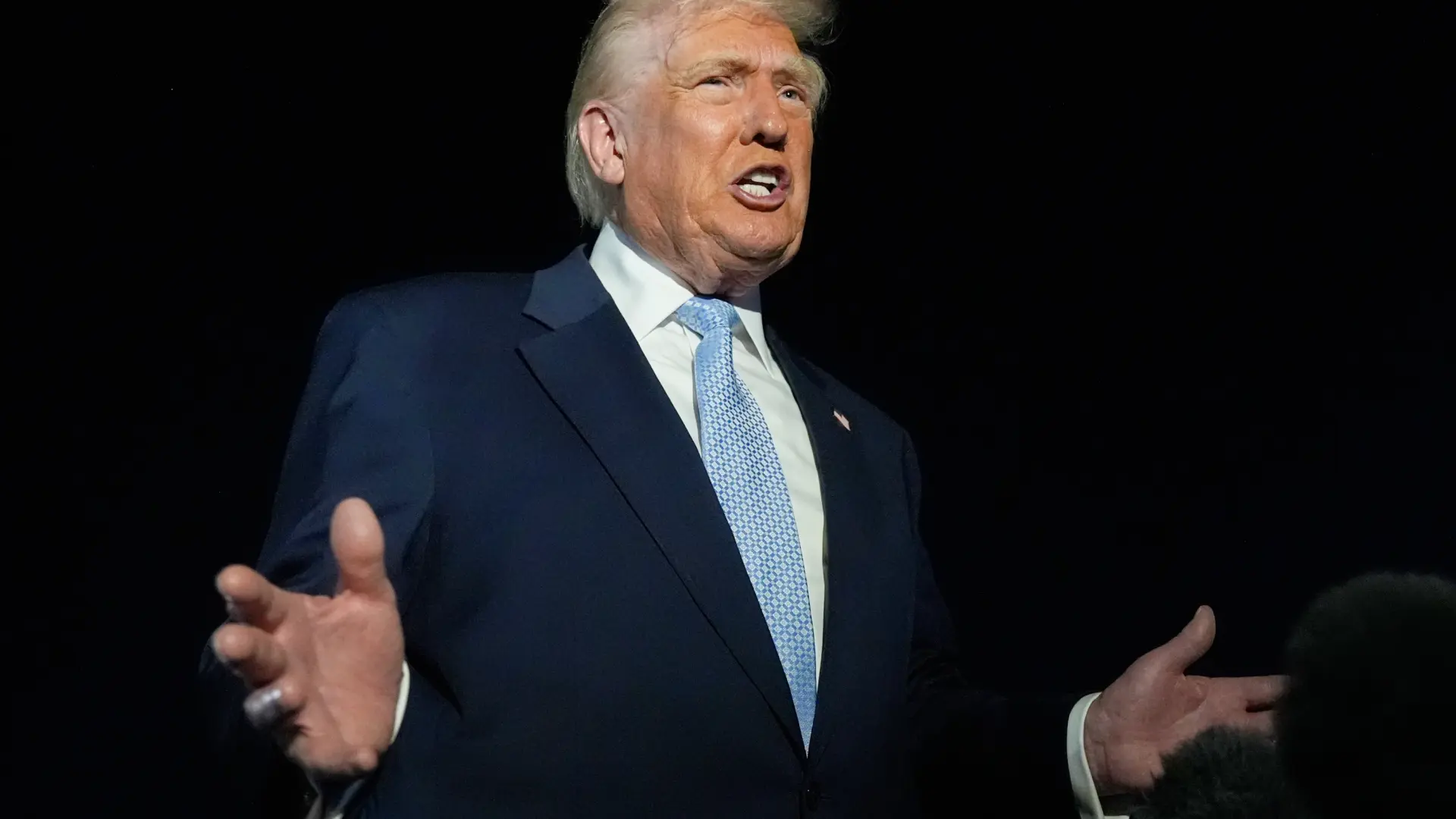 Trump pide a los congresistas republicanos que voten para difundir los archivos de Epstein: «No tenemos nada que esconder»