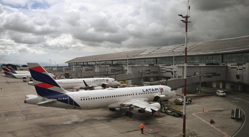 LATAM suspende más vuelos y afecta a otros 10,000 pasajeros por huelga de pilotos