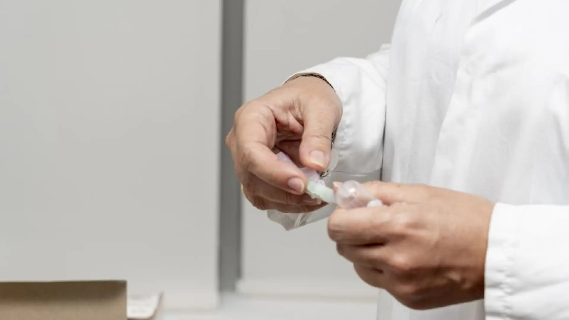 La gripe lidera la carga de virus respiratorios en España durante la temporada 2024-2025