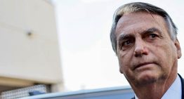 Jair Bolsonaro admite haber quemado su tobillera electrónica con un soldador