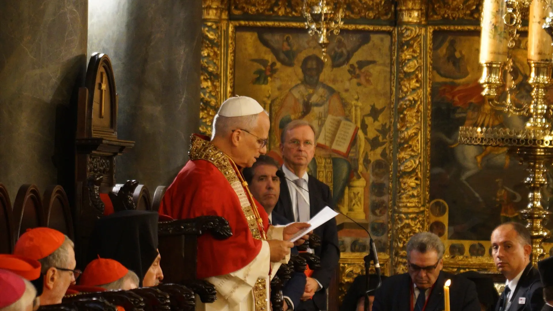 El Papa visita la Catedral Armenia Apostólica en el último día de su viaje a Turquía antes de partir hacia el Líbano