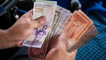 Dólar BCV tomó impulso para cerrar otra semana por las nubes