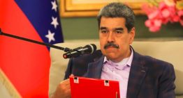 Maduro ordenó crear comandos de defensa en caso de una «lucha armada» contra EEUU