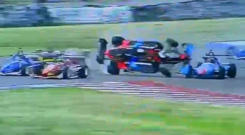 Impresionante choque y vuelco en la Fórmula 3 Metropolitana: Gianfranco Barbara destrozó su auto en La Pampa y se salvó de milagro