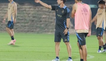 Diego Placente quiere llevar a la Sub 17 a conocer el predio donde concentraron Messi y la Scaloneta en Qatar 2022: «Es impresionante estar acá»