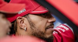 Bomba en la Fórmula 1: crece la tensión en Ferrari y el futuro de Hamilton (y Leclerc) está en duda