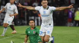 Racing le ganó a Newell's en Rosario y saltó al segundo puesto de su grupo: a quién se enfrentaría en playoffs