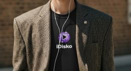 El Chino Simonet y la vida después de la Selección de handball: lanza una app para «conectar a través de la música» y muestra su faceta de empresario