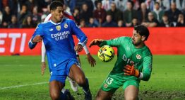 Augusto Batalla fue una muralla y frenó la racha triunfal del líder Real Madrid: las atajadas para que Rayo Vallecano le empate en España