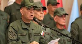 Padrino López dejó notar su desespero al reconocer poderío militar de EEUU