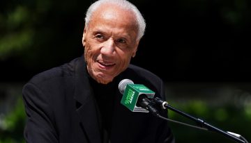 Murió Lenny Wilkens, leyenda de la NBA que brilló como jugador y fue DT récord: «Personificó lo mejor del básquetbol»