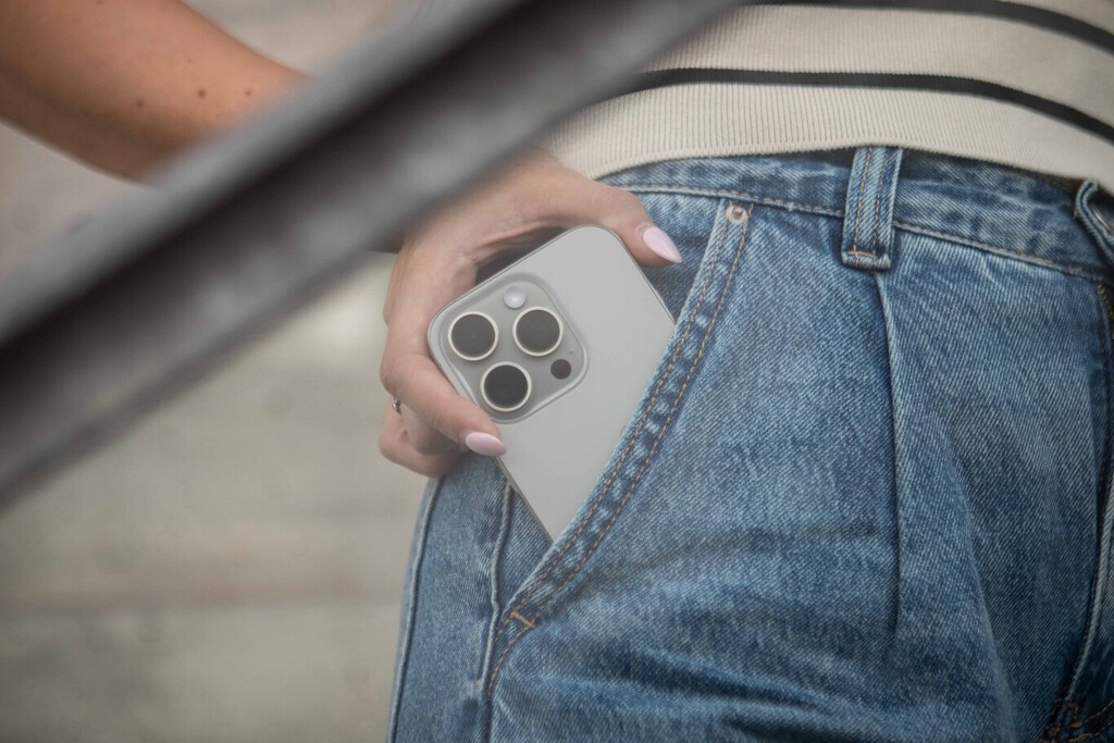 Con tan pocas ofertas para los nuevos iPhone, este 16 Pro es una gran alternativa: no llega a 760 euros y tiene 24 meses de garantía 