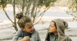 Raúl de Lucas, jefe de dermatología pediátrica de La Paz: «La piel de los niños no necesita diez pasos. Basta con la limpieza y la fotoprotección»