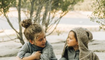 Raúl de Lucas, jefe de dermatología pediátrica de La Paz: «La piel de los niños no necesita diez pasos. Basta con la limpieza y la fotoprotección»