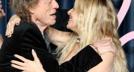 Todo el mundo habla del vestido de Sienna Miller pero nosotras no dejamos de pensar en sus uñas tendencia para brillar en Navidad