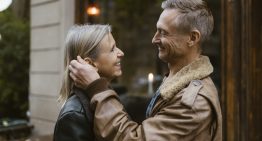 Robert Waldinger, psiquiatra y director del mayor estudio sobre felicidad: «Las personas más satisfechas con sus relaciones a los 50 años son las más sanas a los 80»