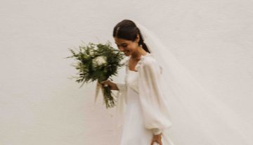 La novia de invierno con las mangas románticas más bonitas que inspirará las bodas de enero, febrero y marzo
